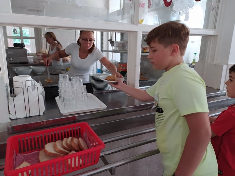 Ifjúsági és Vakációs Bibliahét 41